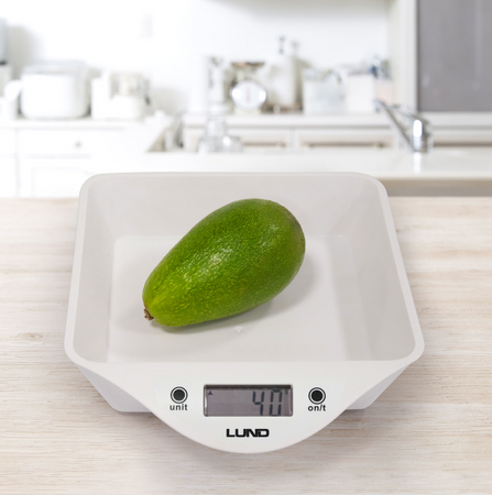 WAGA KUCHENNA Z MISĄ 800ML