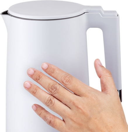CZAJNIK ELEKTRYCZNY 1,5L BIAŁY, COOL TOUCH