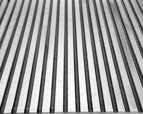 ELEKTRYCZNA PŁYTA GRILLOWA RYFLOWANA 55CM